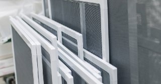 Москитные сетки на пластиковые окна Дмитров купить по цене от 917 руб.